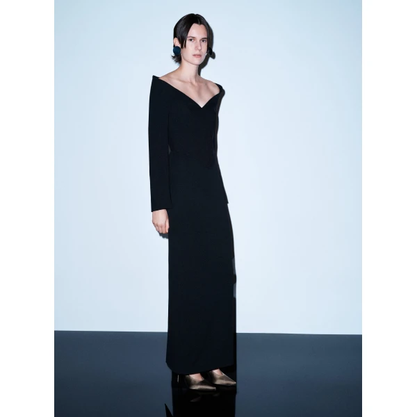 Solace London The Martine Maxi Dress in Black