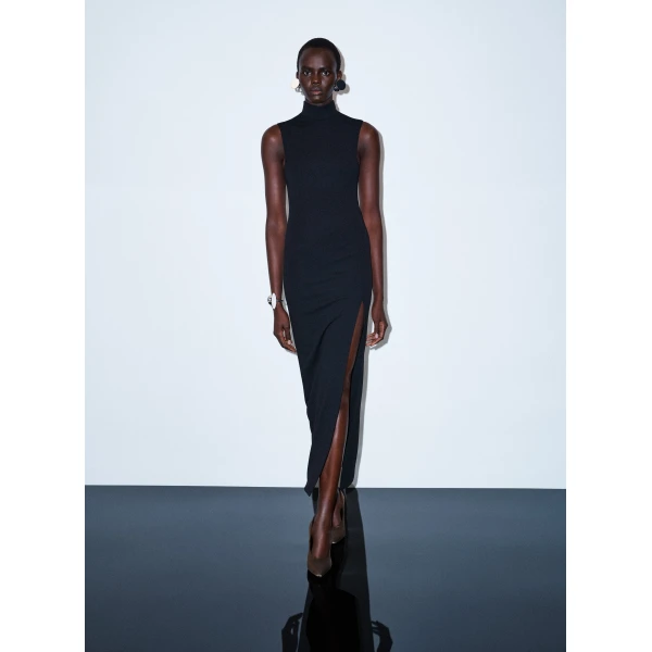 Solace London The Nanette Maxi Dress in Black