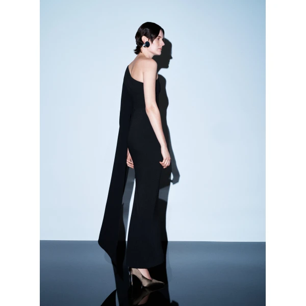 Solace London The Seldon Maxi Dress in Black