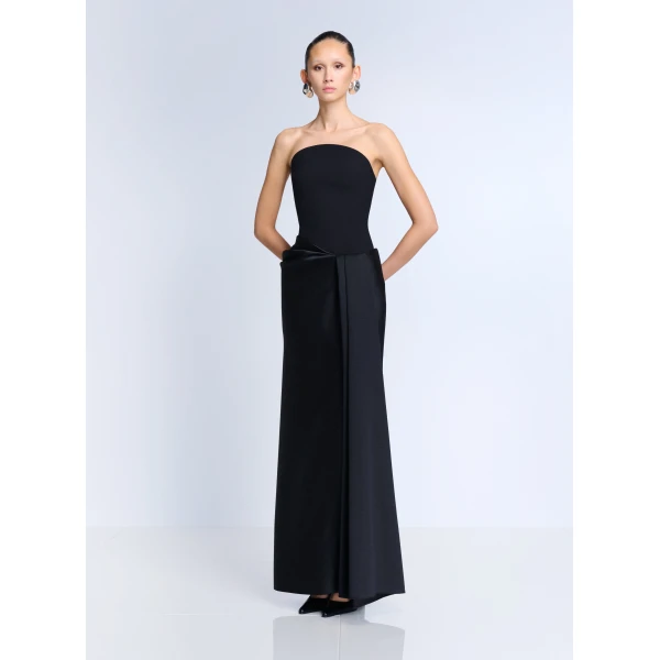 Solace London The Seri Maxi Dress in Black
