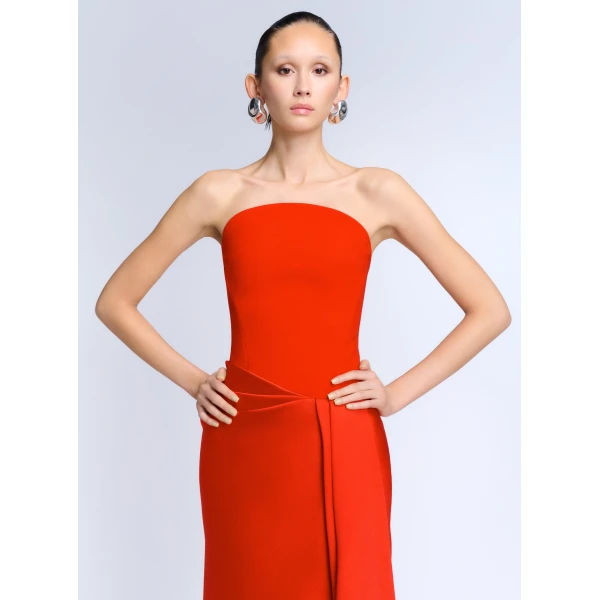 Solace London The Seri Maxi Dress in Scarlet