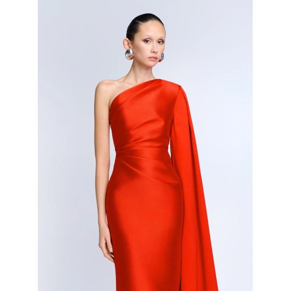 Solace London The Veya Maxi Dress in Scarlet