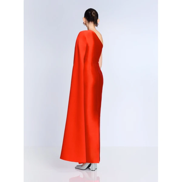 Solace London The Veya Maxi Dress in Scarlet