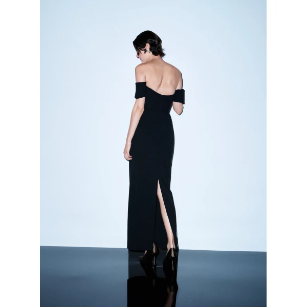 Solace London The Wymore Maxi Dress in Black