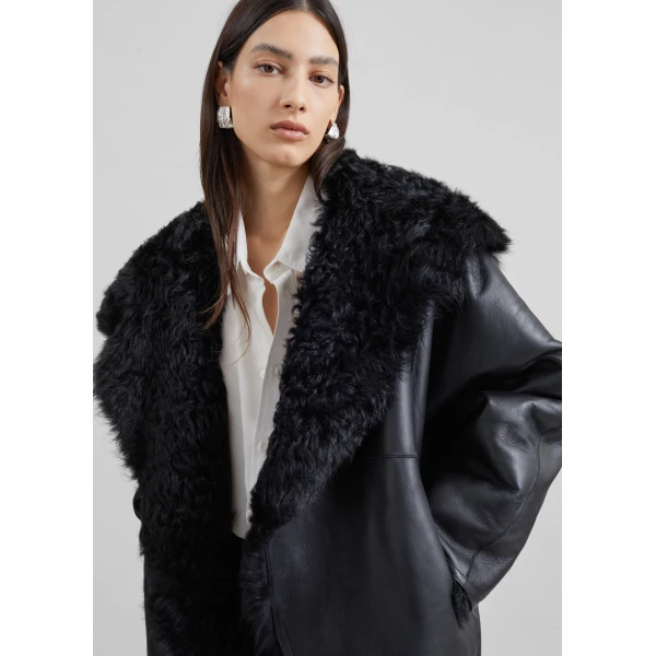 The Frankie Shop Ambra Shearling Hooded Short Coat in Black, view 4