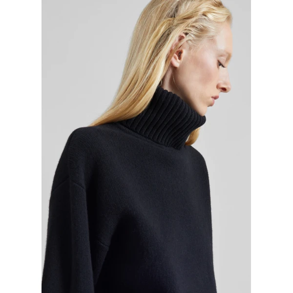 The Frankie Shop Elly Balloon Sleeve Turtleneck Sweater in Black, view 5