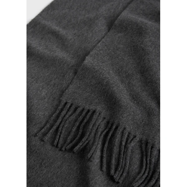 Toteme Cashmere scarf in Charcoal, view 4