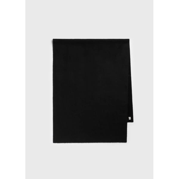 Toteme Classic winter scarf in Black, view 5