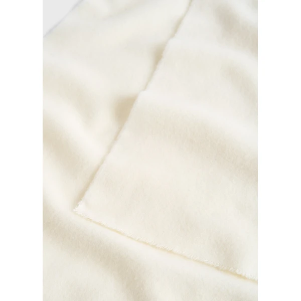 Toteme Classic winter scarf in Off-white, view 4