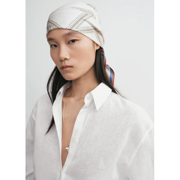 Toteme Collector scarf in Ecru navy, view 4