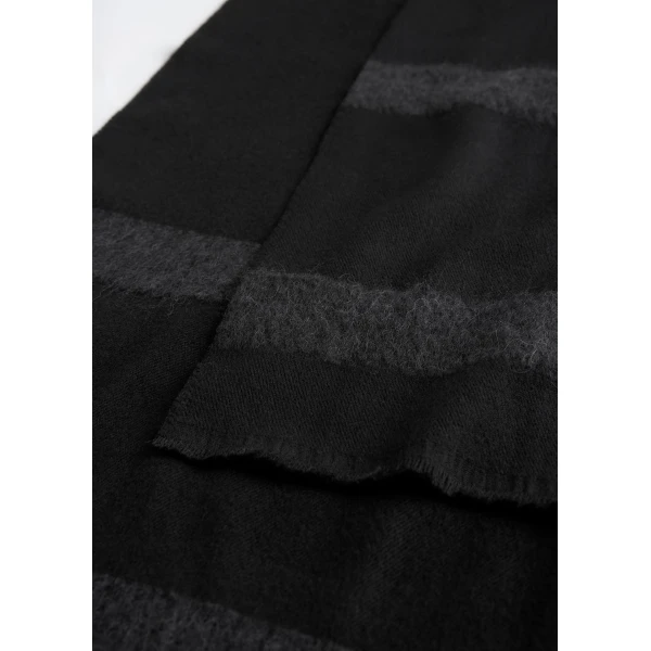 Toteme Monogram twill scarf in Black, view 4