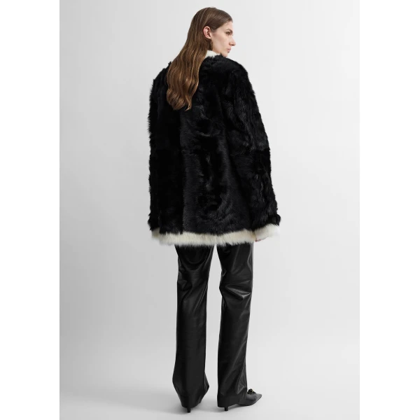 Toteme Silky shearling pocket jacket in Black / Natural, view 4