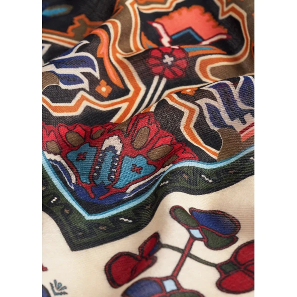 Toteme Winter blanket scarf in Navy red, view 6