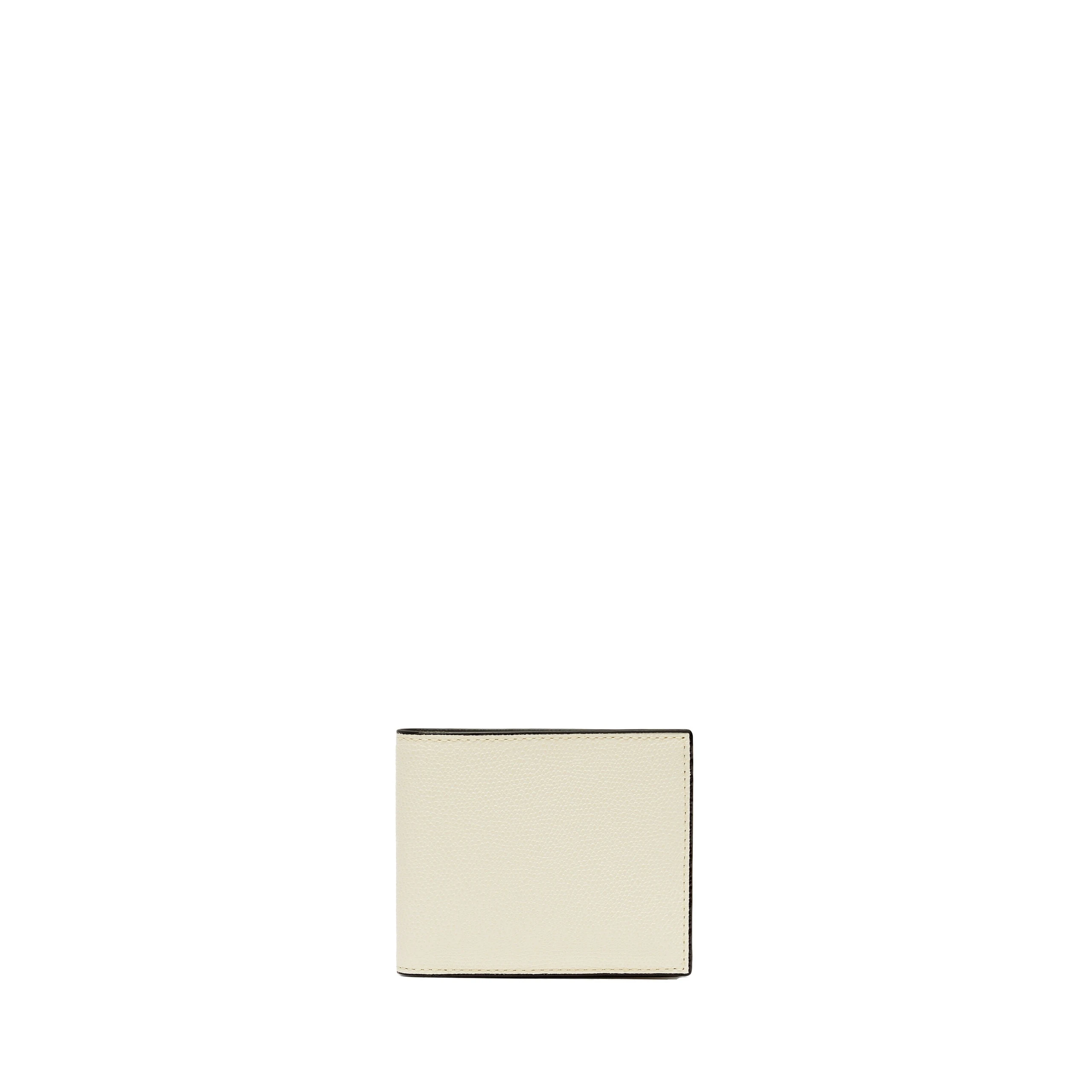 Valextra Bifold Wallet 6CC in Pergamena White Valextra Bifold Wallet 6CC in Pergamena White | Cases | Luxury Shoes