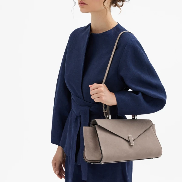 Valextra Iside Editor Senso Top Handle Medium Bag in Nude Pink | Totes & Top-Handle Bags | Luxury Shoes 