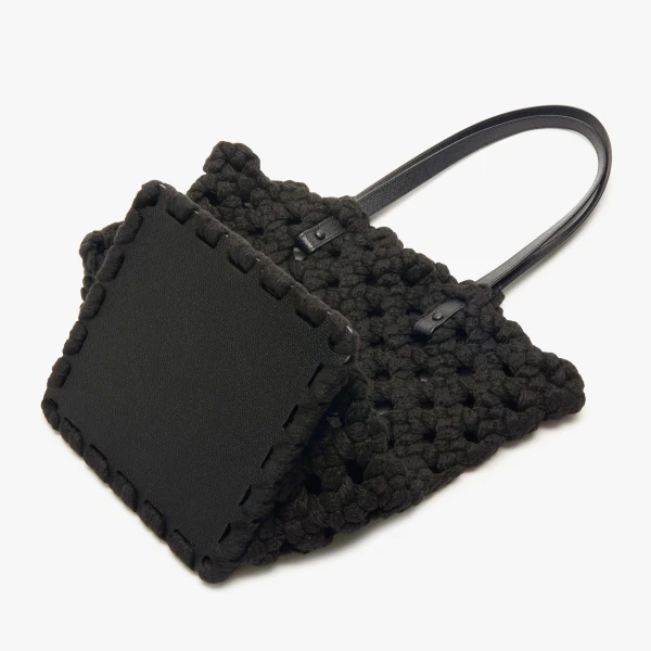 Valextra Sportami Via Shopping Bag in Black | Totes & Top-Handle Bags | Luxury Shoes 