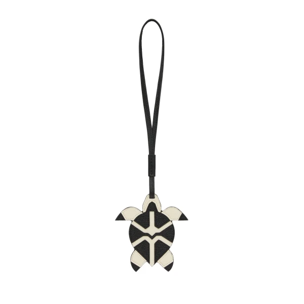 Turtle Charm in Pergamena White and Black