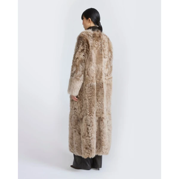 Yves Salomon Extra Long Toscana Lambskin Shearling Coat in Camel | Shearling Coat | Luxury Shoes 