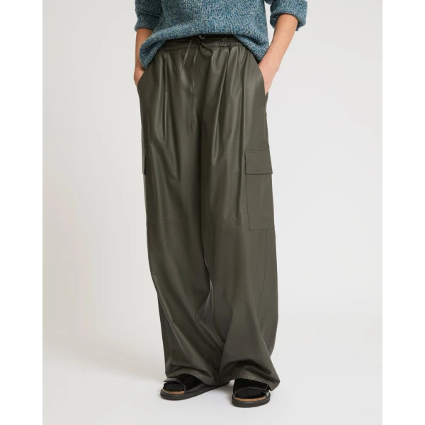 Yves Salomon Lambskin Leather Cargo Trousers in Carbon | Pants | Luxury Shoes 