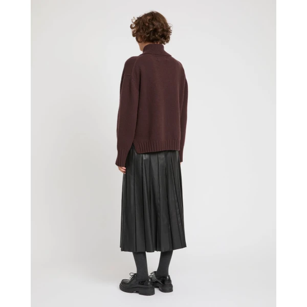 Yves Salomon Lambskin Leather Pleated Skirt in Black | Leather Skirts | Luxury Shoes 