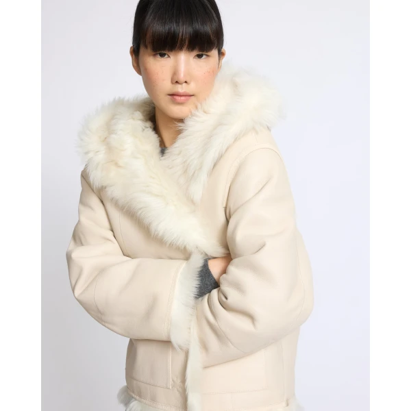Yves Salomon Reversible Hooded Toscana Lambskin Shearling Jacket in White | Shearling Jackets | Luxury Shoes 