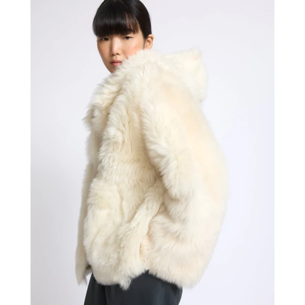 Yves Salomon Reversible Hooded Toscana Lambskin Shearling Jacket in White | Shearling Jackets | Luxury Shoes 