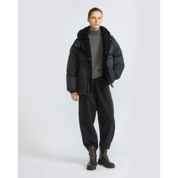 Yves Salomon Short Waterproof Down Jacket with Lambskin Shearling Bib in Black | Jackets | Luxury Shoes 